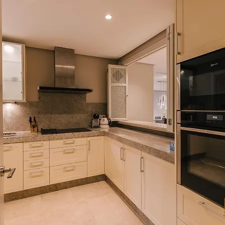 Διαμέρισμα Luxury Sea Views Μαρμπέλλα