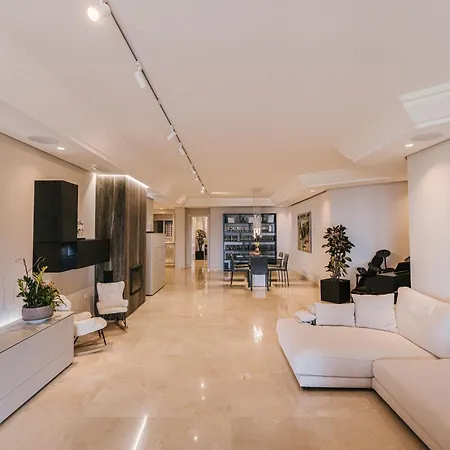 Luxury Sea Views Διαμέρισμα *