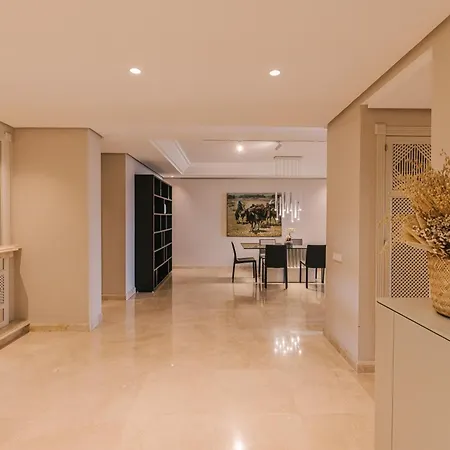 Διαμέρισμα Luxury Sea Views Μαρμπέλλα