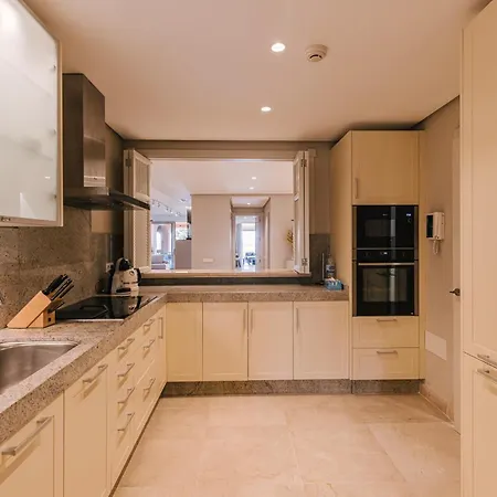 Διαμέρισμα Luxury Sea Views Μαρμπέλλα